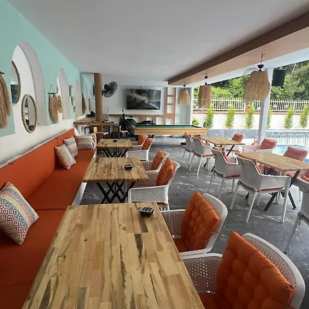Ege Apartmanhotel *