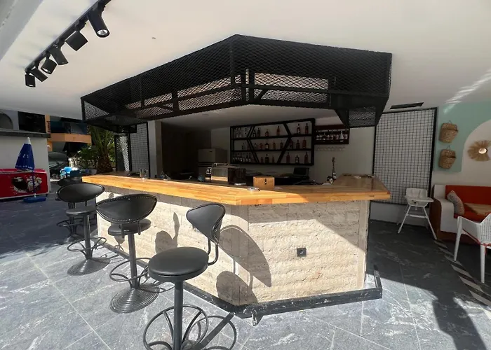 Ege 아파트호텔 말마리스